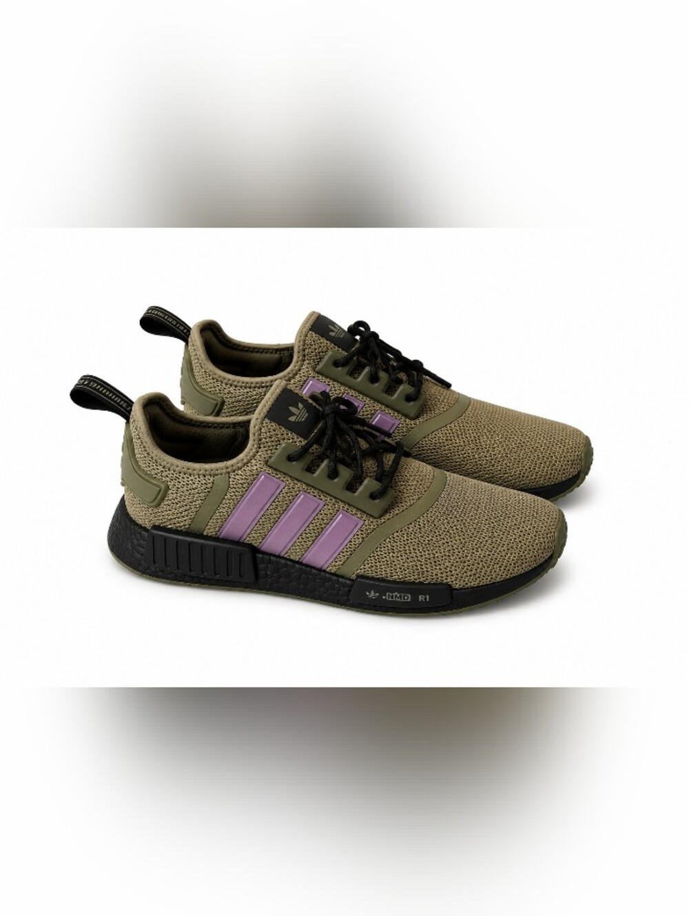 Adidas Men’s Olive Green Lightweight Mesh Sneakers